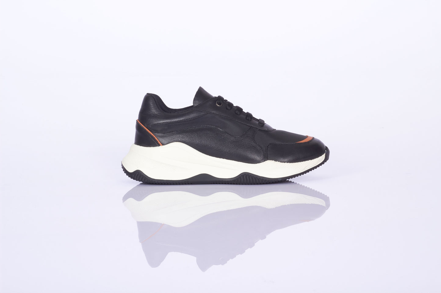 Siyah Deri Kadın Spor Ayakkabı & Sneakers